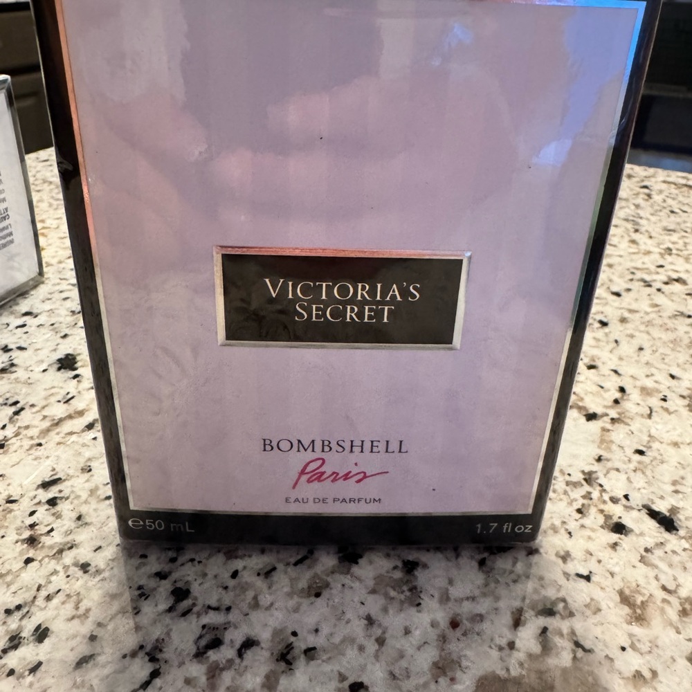 Victoria's Secret White Barcode Tag